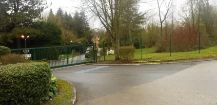 Résidence : EHPAD D Huby Saint Leu