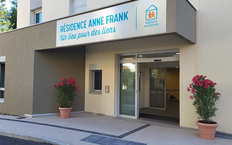 Résidence : Residence Intergenerationnelle Anne Frank