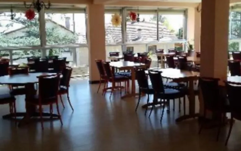 Résidence : Foyer-Résidence