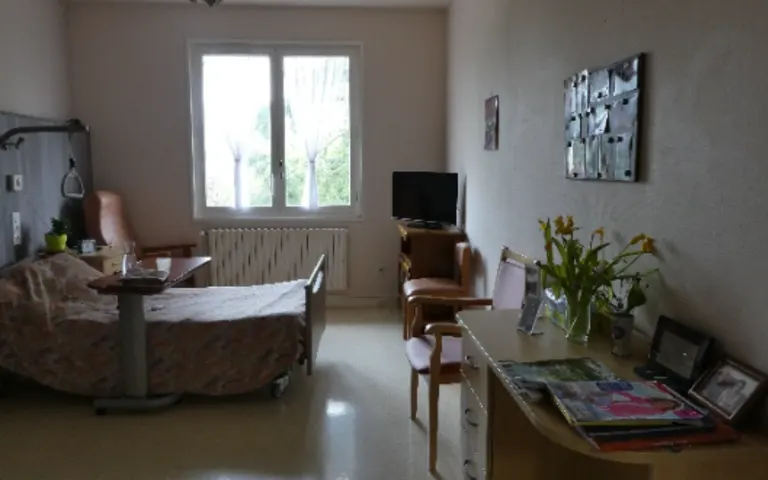 EHPAD Saint-Sulpice - photo 2