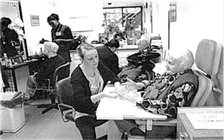 Résidence : EHPAD Val de Brion