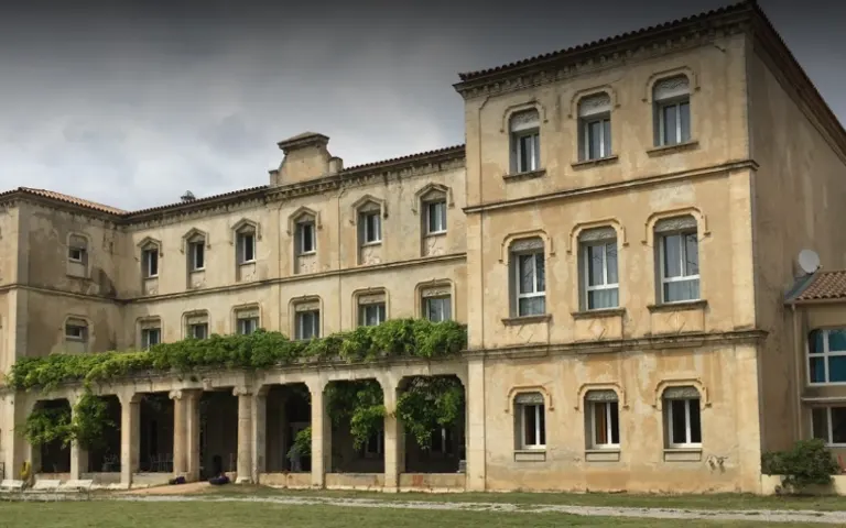 EHPAD Château la Bourgade - photo 4