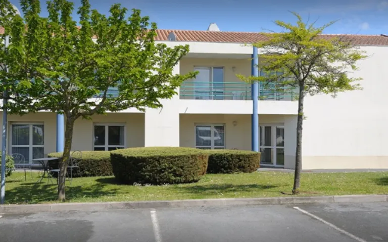 Korian le Mole d'Angoulins - photo 5