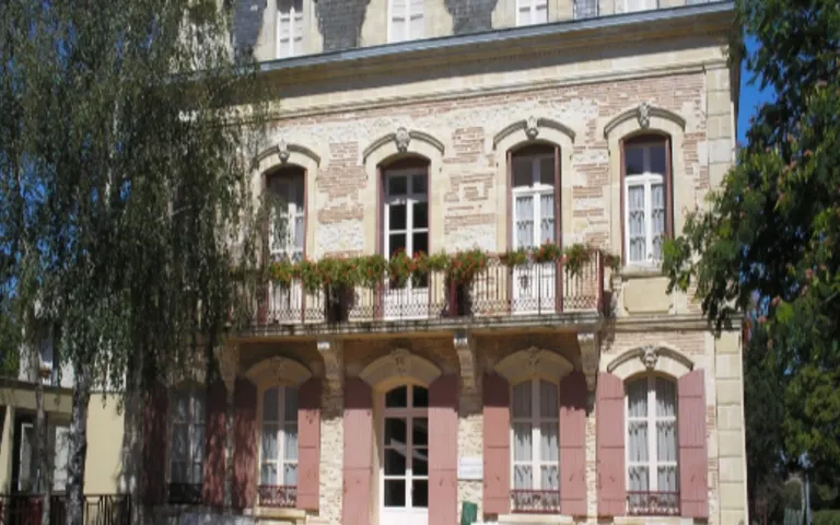 EHPAD à Sainte-Livrade-sur-Lot (47110)