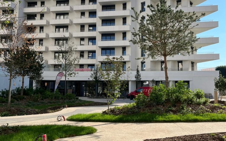 Montana Clichy - photo 2