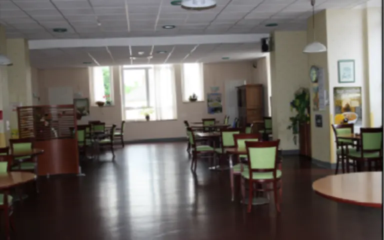 Résidence : EHPAD Maison de Retraite écouché