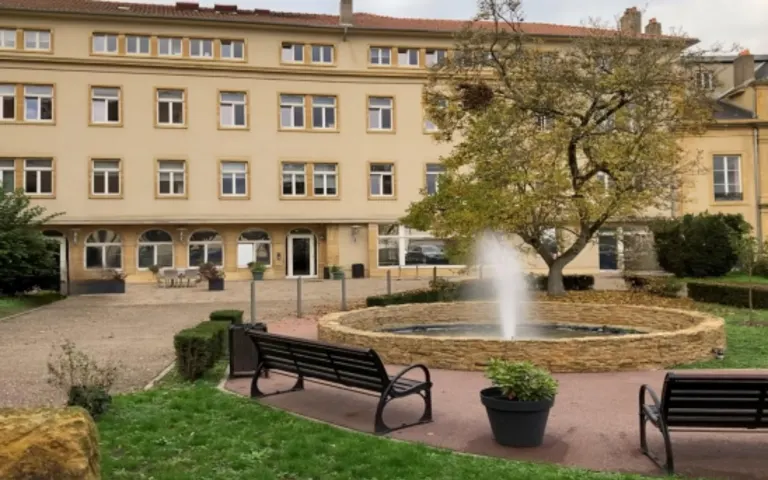 Résidence : EHPAD de la Maison Saint-Dominique