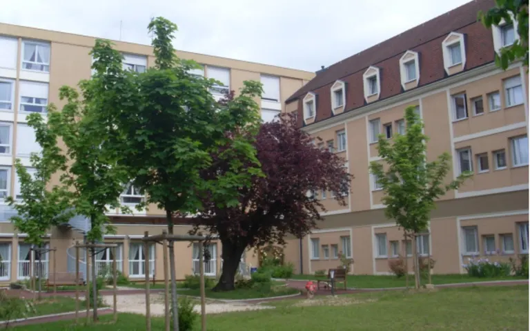 Résidence Médicalisé Cos Saint-Philibert - photo 5