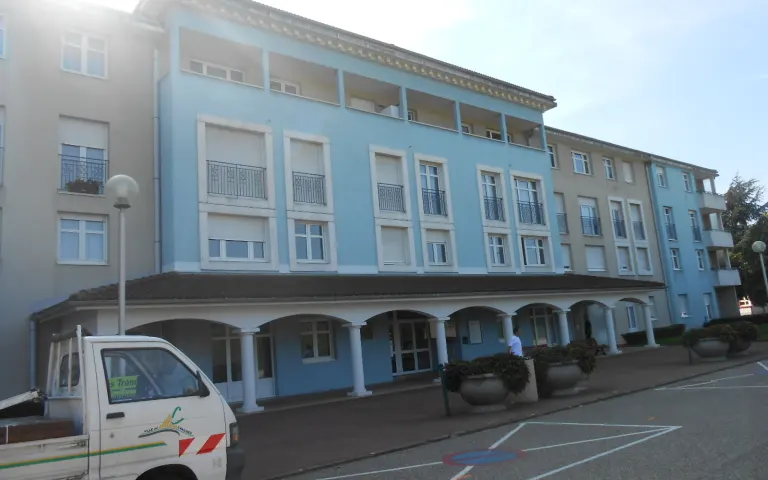 Foyer-Logement les Roses Trémières - photo 2