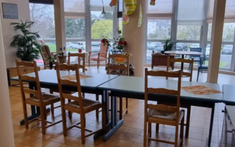Résidence : Maison de Retraite Saint-Jean-Eudes