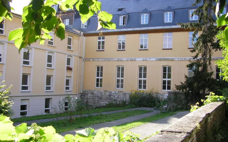 Résidence : EHPAD Foyer Saint-Joseph