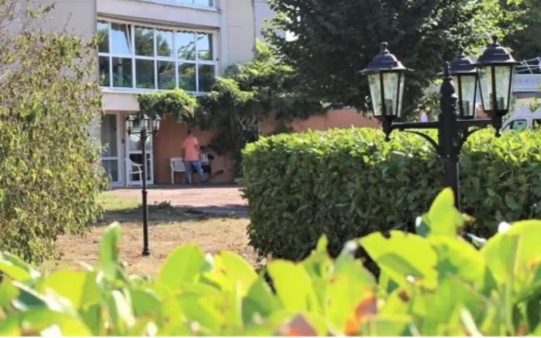 EHPAD le Parc Fleuri - photo 4