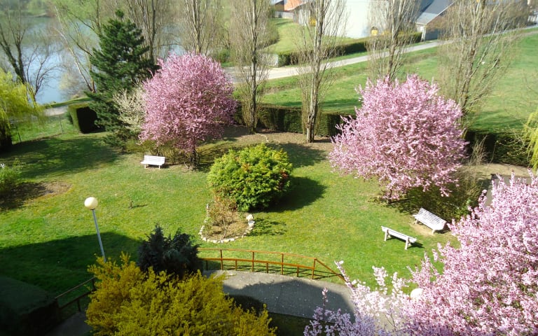 Clinalliance EHPAD Repotel Savigny-Le-Temple - photo 2