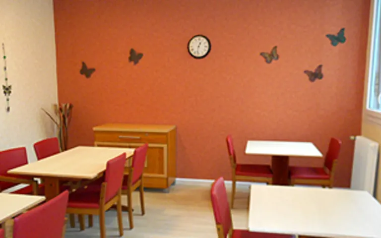 La Garenne - photo 2