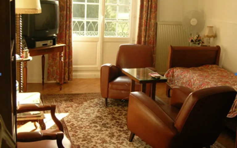 Chateau de Villeniard - photo 3
