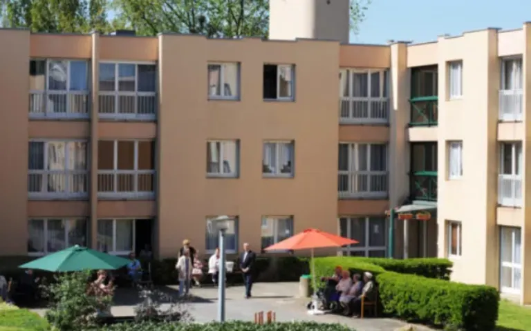 Foyer-Logement les Sorbiers - photo 3