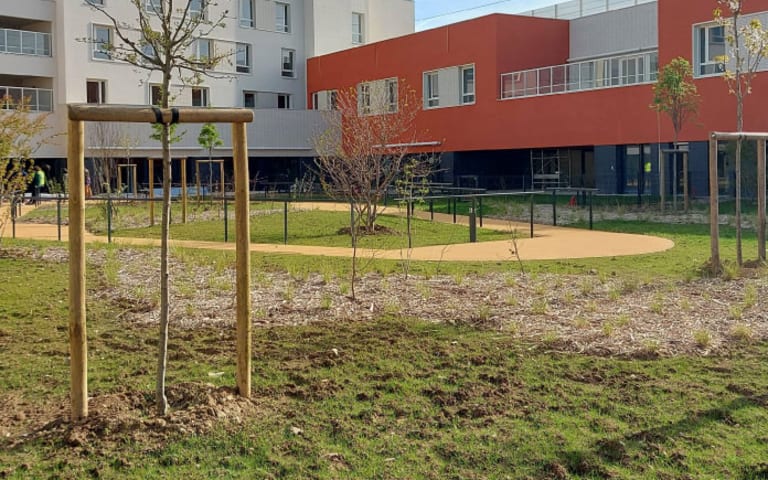 Résidence Plateforme Gérontologique Adélaïde Hautval - photo 2