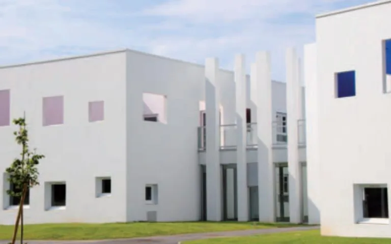 Résidence : EHPAD Roche Colombe