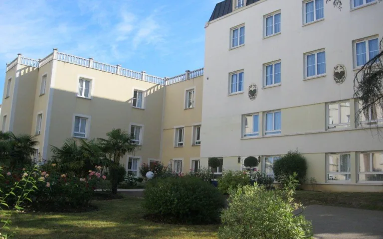 EHPAD à Houilles (78800)