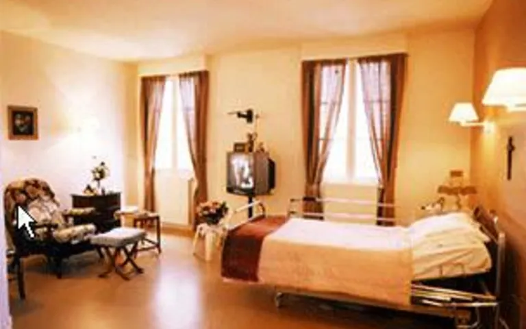 Castel Fleuri - photo 2