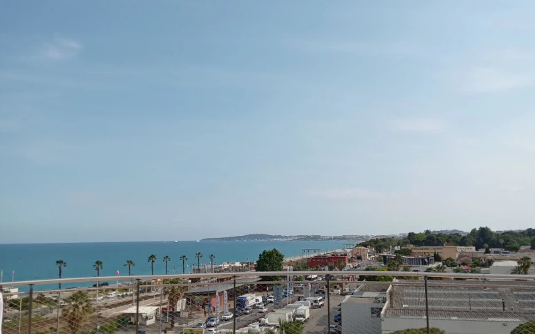 Villeneuve Loubet - le Coeur des Maurettes - photo 4