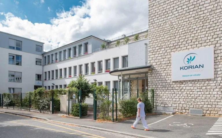 Korian l'Ermitage - photo 4