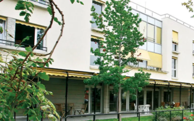 Résidence : La Maison des Cytises