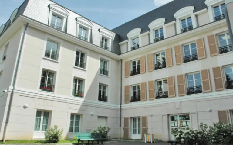La Jonchere - photo 6