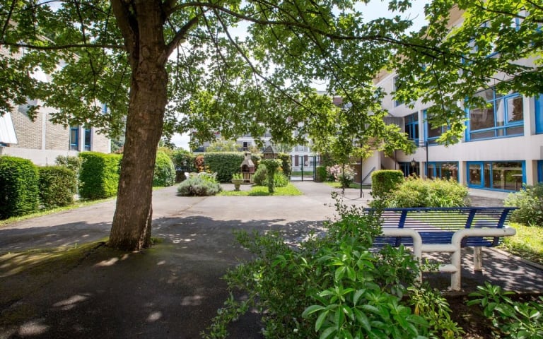 Résidence : Maison de Retraite Gaston Monmousseau