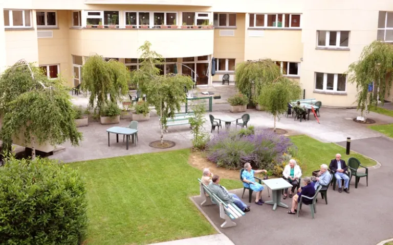 Résidence : EHPAD Résidence les Floralies