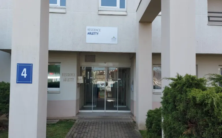 Residence Arletty - photo 2