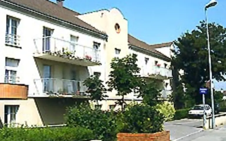 Résidence : Residence Robert Landry