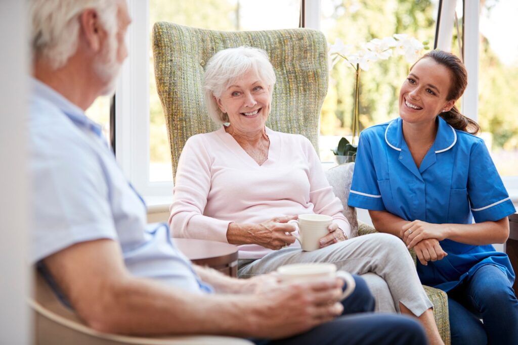 senior découvrant les types de curatelle